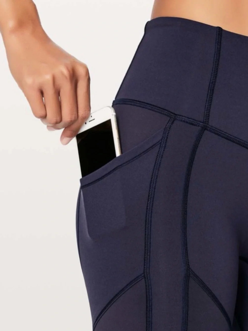 🌺LULULEMON retail $128 all the right places tight II 28”🌺